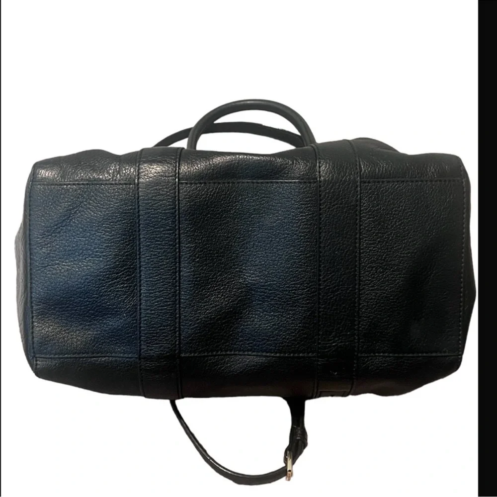 Tory Burch Black Leather medium  Bag